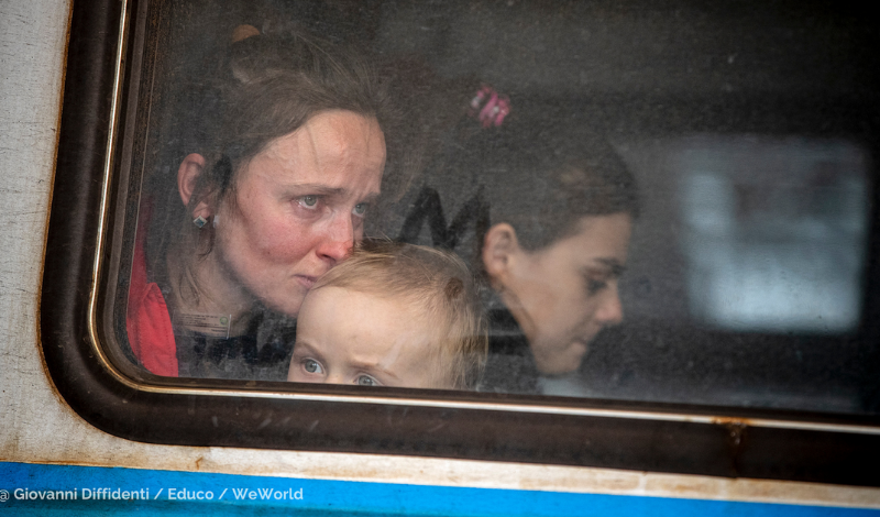 En la frontera de Moldavia para atender a los refugiados de Ucrania