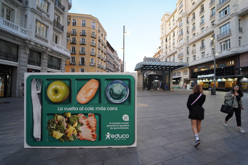 bandeja comedor calle Madrid