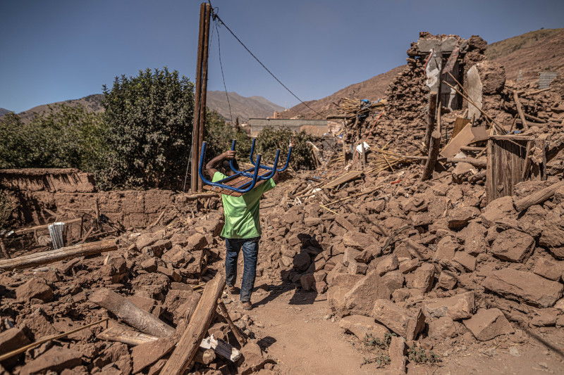 Foto Terremoto en Marruecos: el compromiso de reconstruir no solo las casas, también los sueños de los niños y niñas 