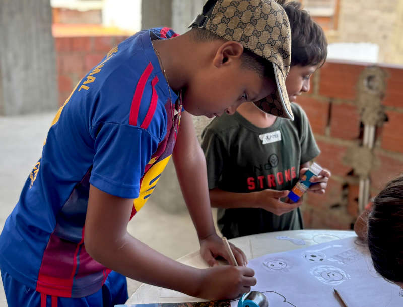 Volver a la escuela después del terremoto: acompañar a la infancia más allá de la emergencia